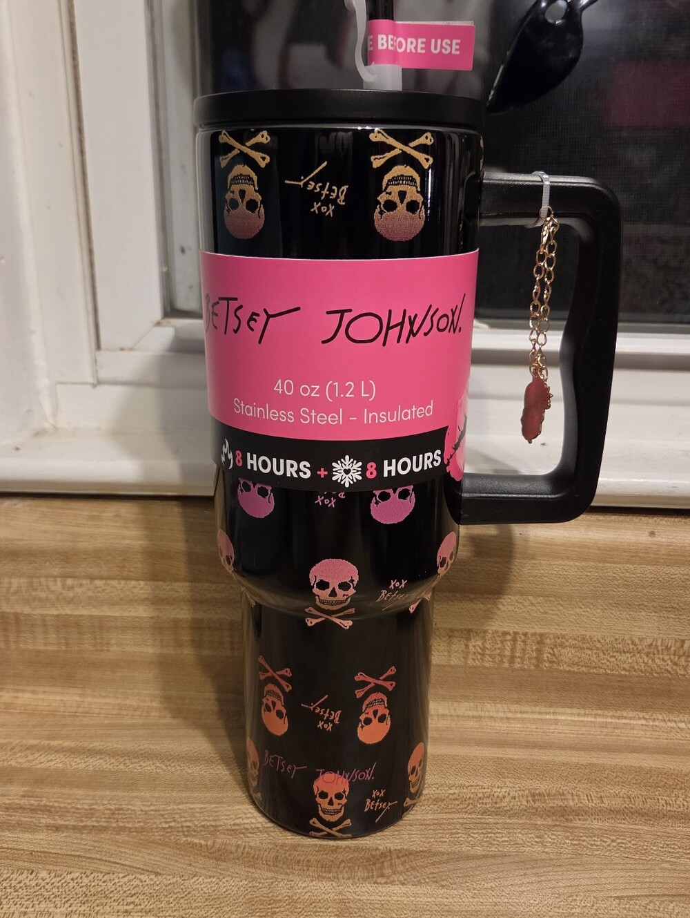 Betsey Johnson NWT 40oz Stainless Steel Tumbler With Handle, Straw &Straw Topper